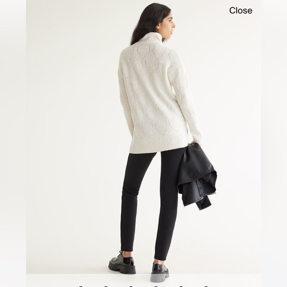 NWOT! Reitmans soft relaxed fit turtleneck sweater - Picture 3 of 16